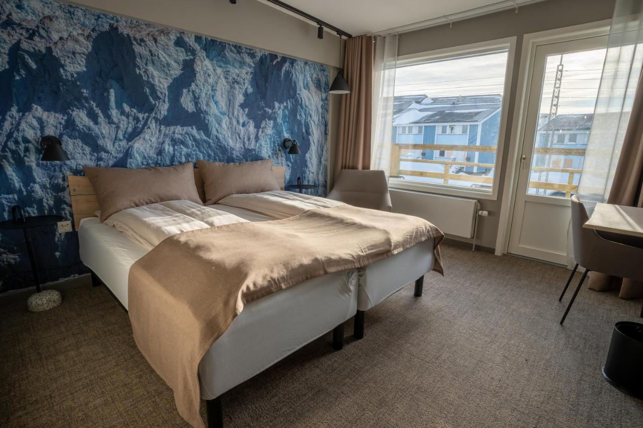 Hotel Hvide Falk Ilulissat Esterno foto