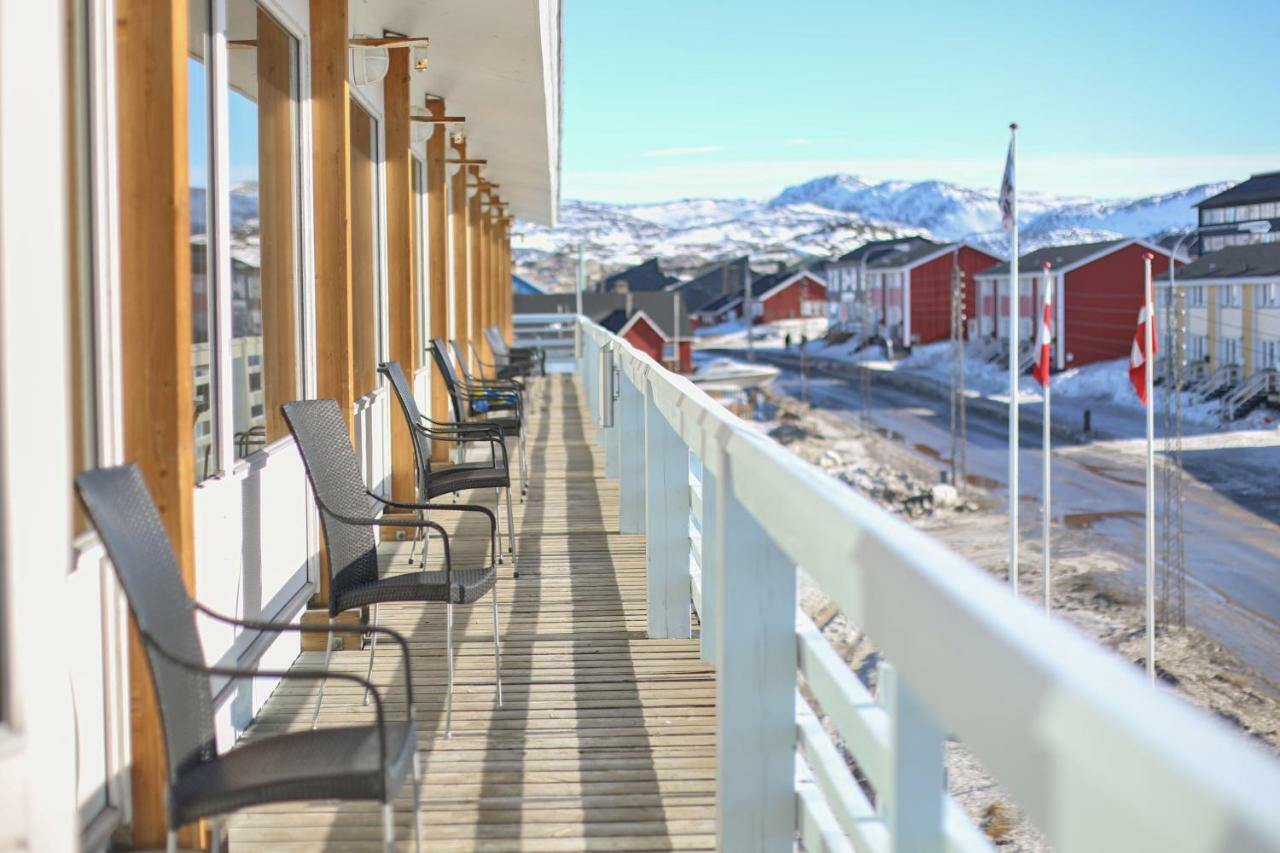 Hotel Hvide Falk Ilulissat Esterno foto